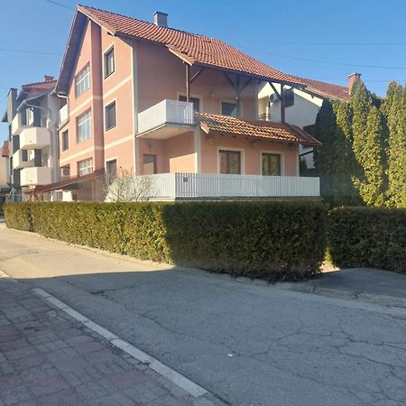סוקו בניה Apartman Andrijana 1 מראה חיצוני תמונה