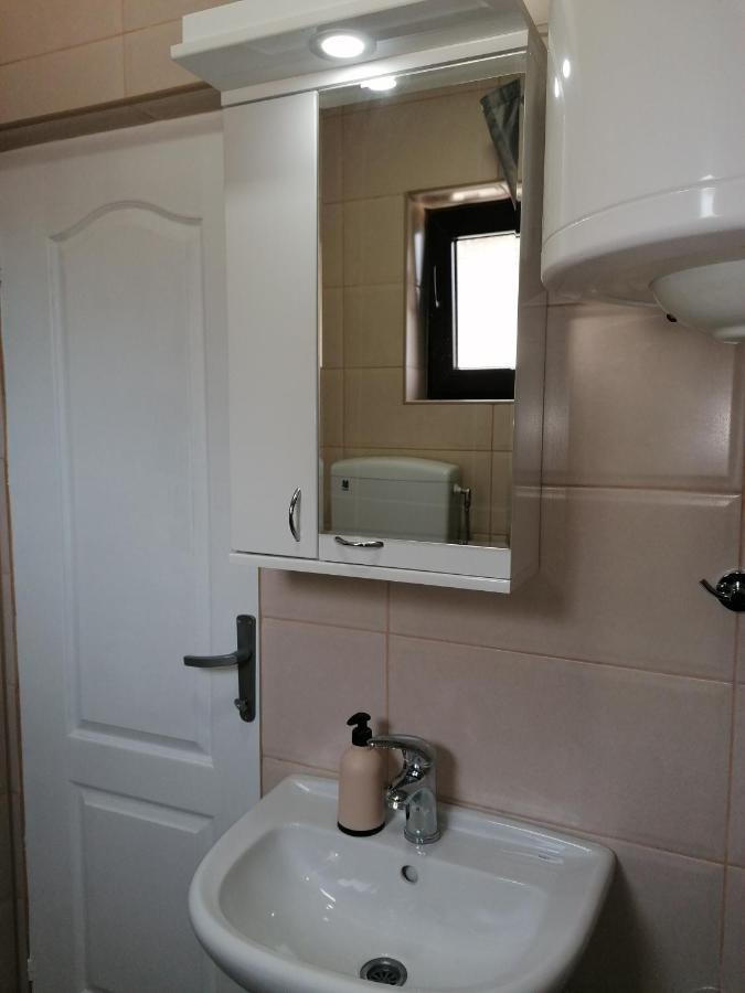 סוקו בניה Apartman Andrijana 1 מראה חיצוני תמונה